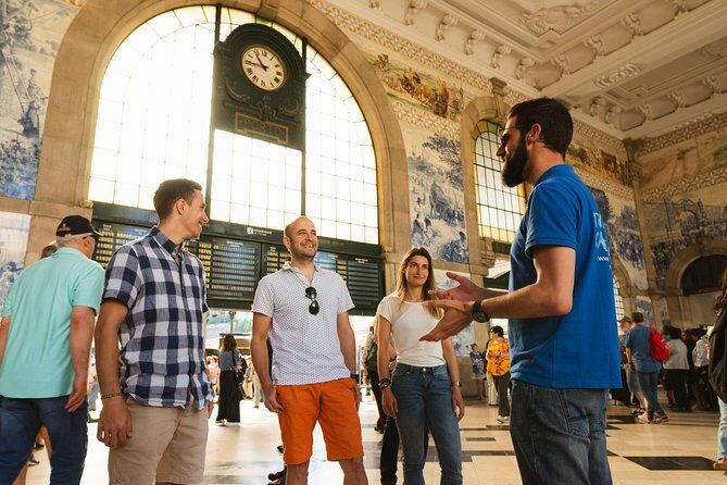 Porto: 2-Hour City Highlights Segway Tour - Guided Experience - Praça dos Leões and Livraria Lello: Porto’s playful side