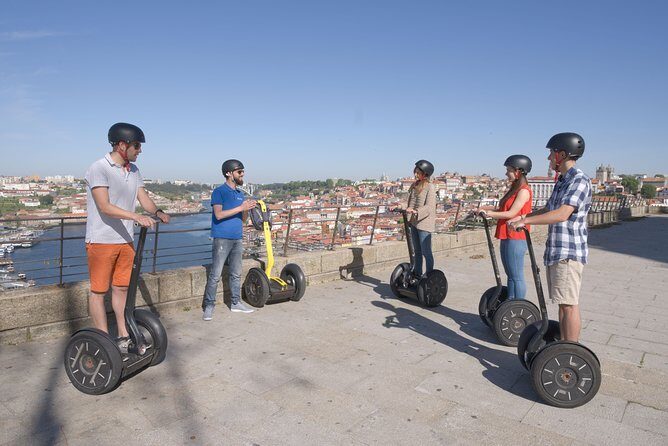 Porto: 2-Hour City Highlights Segway Tour - Guided Experience - Porto Cathedral: Romanesque power and a look over Ribeira
