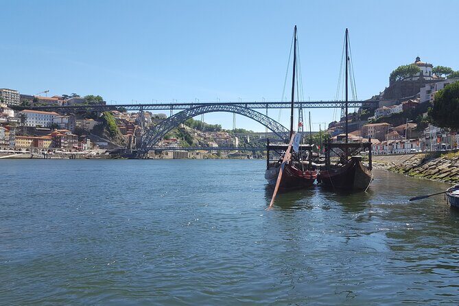 Porto: 2h Private Tour (1 to 6 people) on the Douro River with a local - Where the trip begins: Marina do Freixo and the river view shift