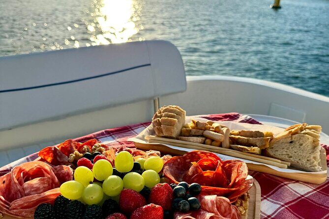Porto: 6 Bridges Private Douro River Yacht w/ Food & Wine - Bridge Sequence: How the Route Turns into Photo Moments