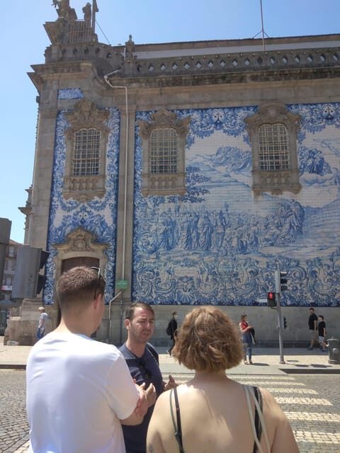 Porto: Azulejos Tiles Walking Tour - Bank of Materials: Where Tile Art Meets Production and Placement