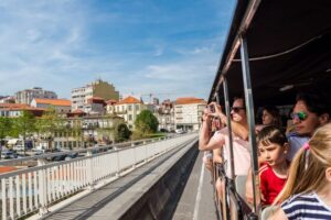 Porto: City Train Tour, River Cruise & Wine Cellar - Onboard Audio Guide: What You’ll Hear and What You Might Miss