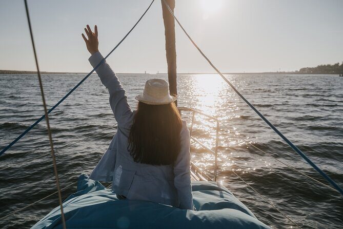 Porto: Cruzeiro privado rio douro até 8 pessoas com wine tasting - What to bring (and what to skip) for a two-hour sail
