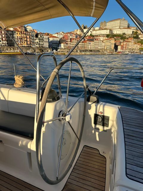 Porto: Douro river Boat tour with wine tasting (small group) - From Pontoon C: your 2-hour cruise loop over the Douro