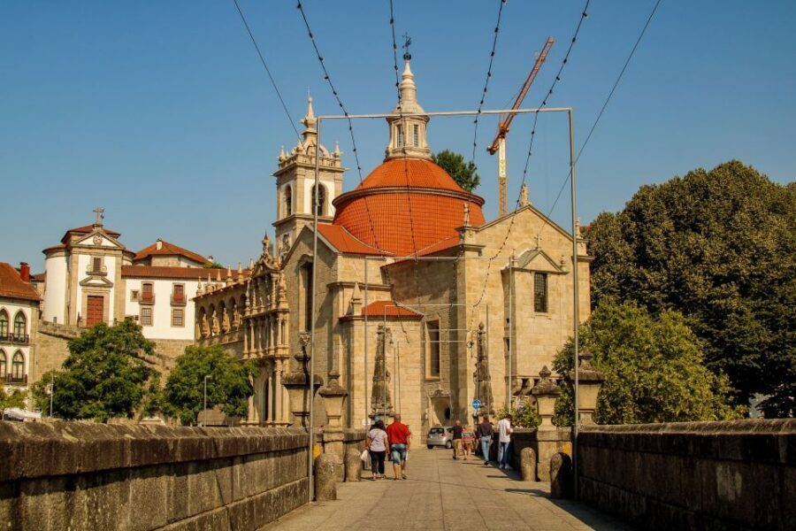 Porto: Douro Valley History & Wine Tour with Cruise & Lunch - Guides make or break it: the difference you’ll feel