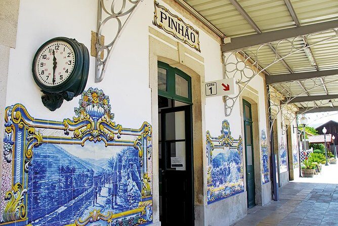 Porto: Douro Valley Wine Tour Including Lunch - Folgosa winery stop and fortified Port focus