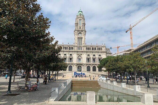 Porto Downtown and Sightseeing Bike Tour - Meeting the Douro and the Atlantic: Big Structure at the Waterfront Edge