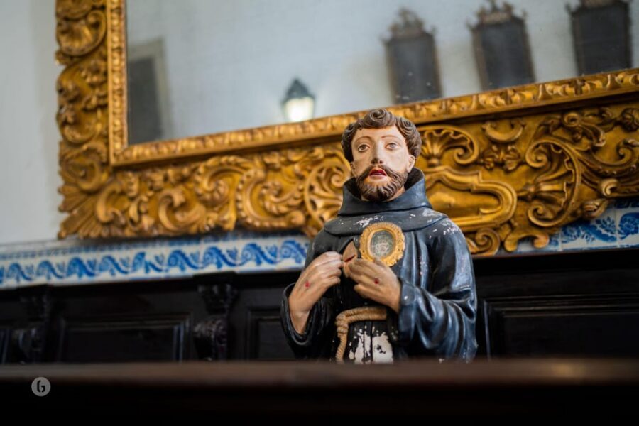 “Porto: Fado Show with Guided Tour in a Historic Monastery” - One Hour of Fado: Singer, Portuguese Guitar, and Fado Viola