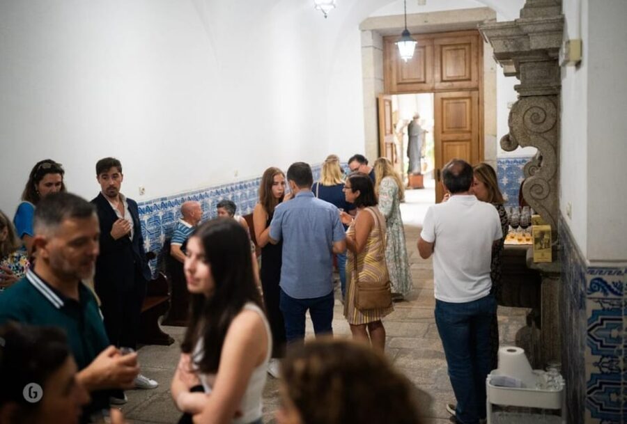 “Porto: Fado Show with Guided Tour in a Historic Monastery” - Getting There: Back Entrance, Early Arrival, and a Calm Start