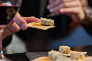Porto: Flavours of Portugal – Wine Tastings at WOW Wine School - What you actually do during the 30 minutes
