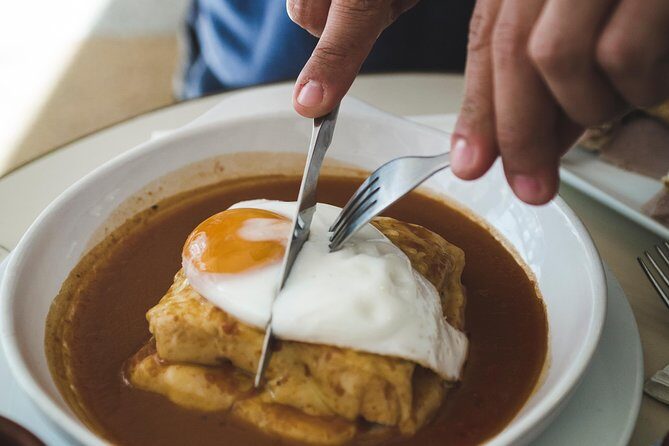 Porto Food and Local Drinks Evening Tour by Food Lover Tour - Why this 3-hour Porto food and drinks tour works