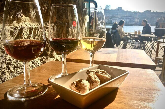 Porto Food Tour of 8 Tastings: Custard Tart, Bifana & Hidden Gems - Stop by Stop: From Casa da Música to Clérigos Tower