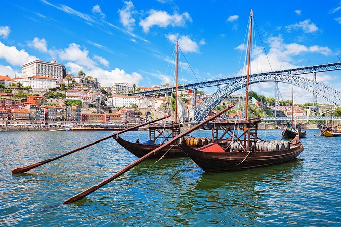 Porto: Full Day City Tour - Porto Cathedral viewpoint: older stone, river views, and practical timing