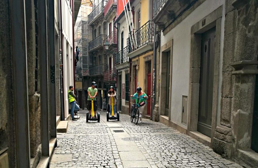 Porto: Guided 3-Hour Best of Tour by Segway - Avenida dos Aliados: Porto’s main boulevard, on your pace