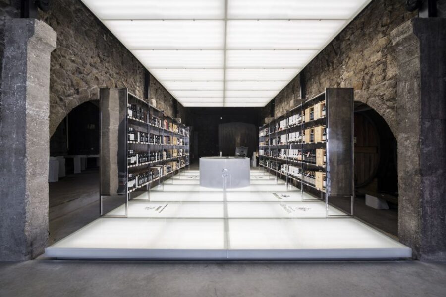Porto: Guided City Walking Tour & Port Wine Cellar - Down the stairs toward Ribeira: the moment the city changes