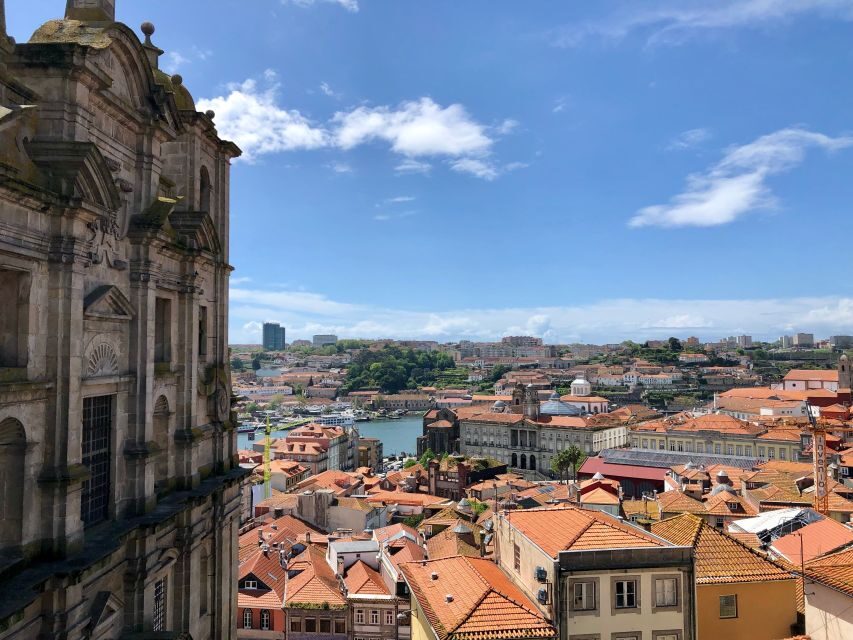Porto: Guided City Walking Tour & Port Wine Cellar - 19th-century Port producers: tasting wine with context