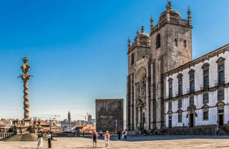 Porto: Guided Tour by Tuk-Tuk & Optional Douro River Cruise - The Electric Tuk-Tuk City Ride: From Sao Bento to Porto Cathedral