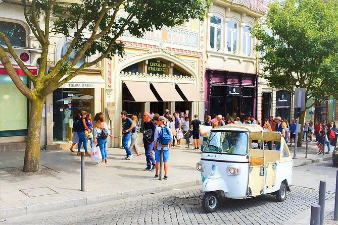 Porto Guided Tour to the Historical Center on a Tuk Tuk - The route is short, but the stops teach you Porto