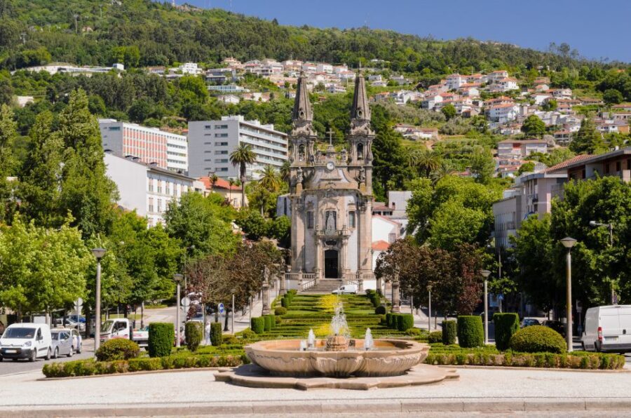 Porto: Guimarães & Braga Tour with Entry Tickets and Lunch - Key reasons this Guimarães and Braga day trip works
