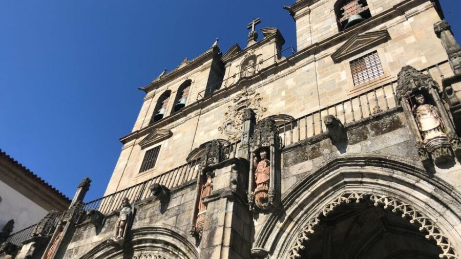 Porto: Guimarães & Braga Tour with Entry Tickets and Lunch - Comfort, walking, and the luggage rule that changes what you should pack