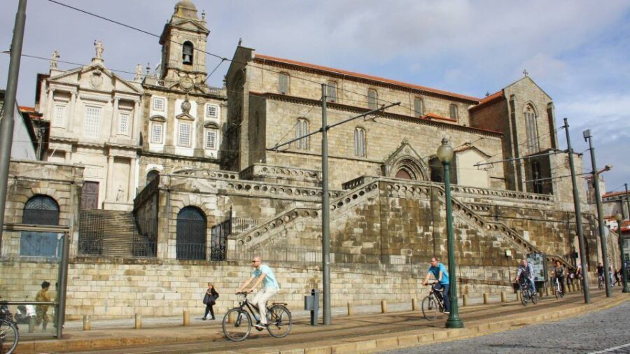 Porto: Half-Day Jewish Tour - Finishing at Porto São Bento: a smooth landing for the rest of your day