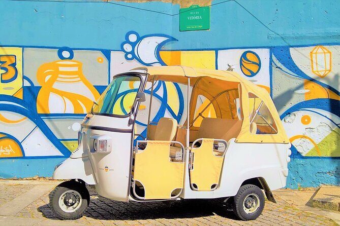 Porto Half Day Private Tuk Tuk Tour - Meeting at R. de Augusto Rosa and staying comfy in a covered tuk-tuk