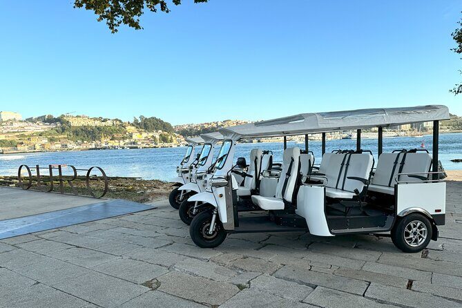 Porto Half Day Private Tuk Tuk Tour - São João Theatre and 12th-century Romanesque walls: the old-core starter course