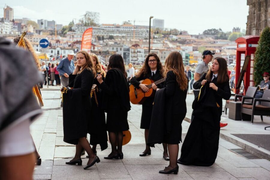 Porto: Harry Potter’s Inspiration Tour - Hogwarts uniforms and why the small shops matter