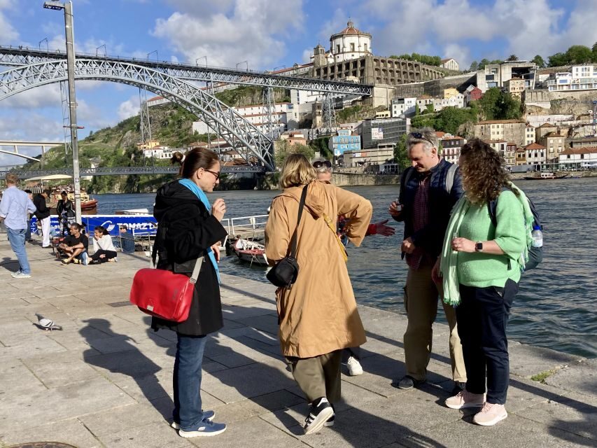 Porto: Highlights & hidden gems Walk - max 10 - São Bento Station tiles: the finish that feels like a grand reveal