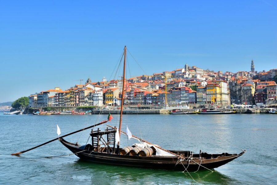 Porto: Historic City Center Walking Tour - Why this 3-hour loop is a smart way to meet Porto