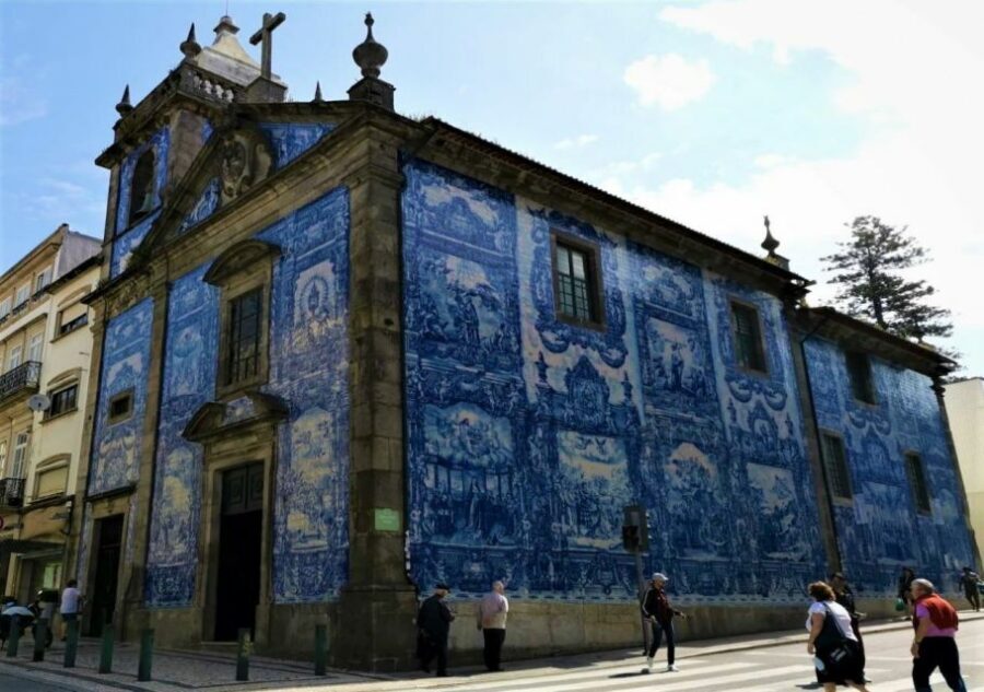 Porto: Historic City Center Walking Tour - Walking beside the Douro: views that make Porto feel geographic