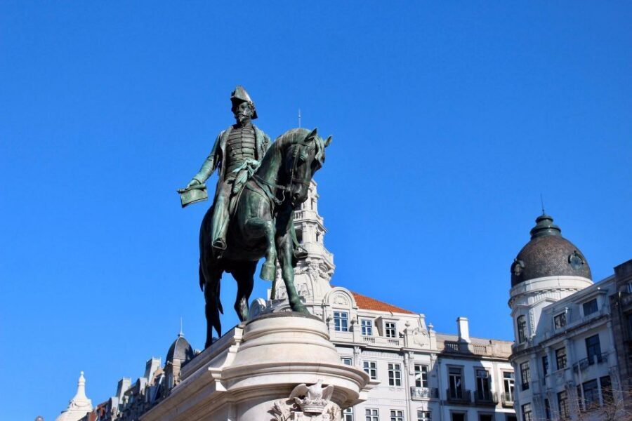 Porto: Historic City Center Walking Tour - Cordoaria’s Garden: a small pause that changes the mood