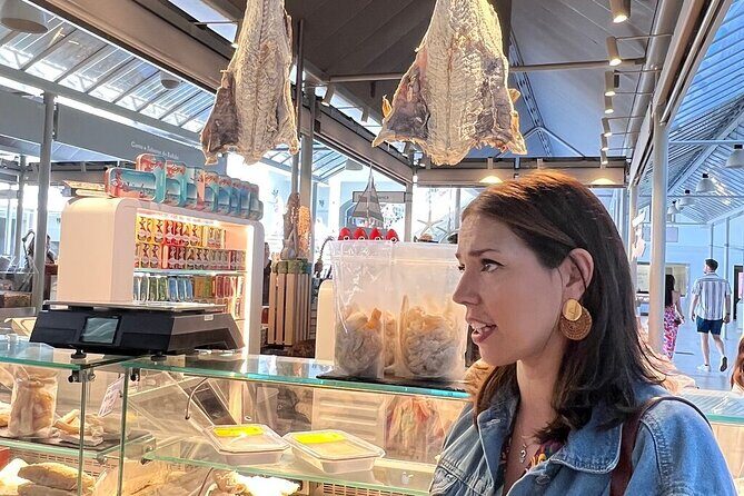 Porto Local Market Visit & Cooking Class / Showcooking - Wine pairing that makes the whole meal feel local