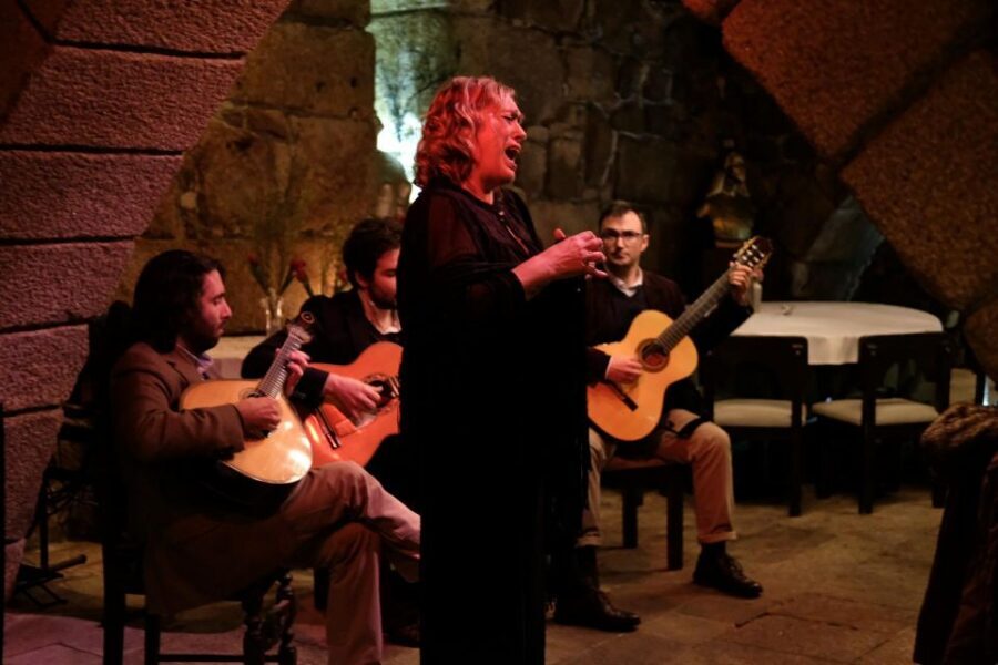 Porto Moonlight Walk & Fado Dinner - Entering a Historic Fado House Linked to Amália