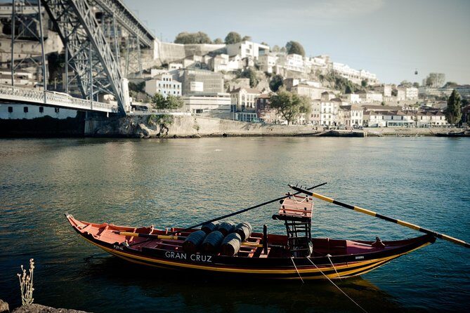 Porto: Morning City Tour with Six Bridges Cruise - The details that can make or break your day