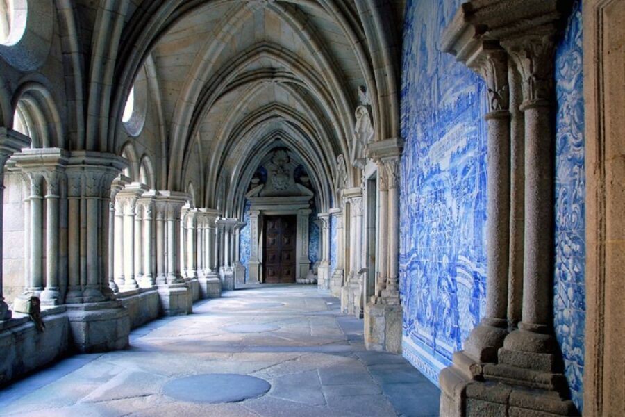 Porto: Old City and Monuments Tour - Starting at Terreiro da Sé: how this tour sets your bearings