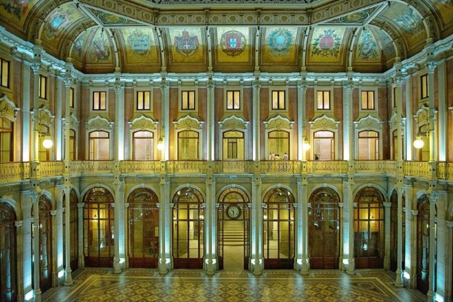 Porto: Old City and Monuments Tour - What to bring for a comfortable 3-hour circuit