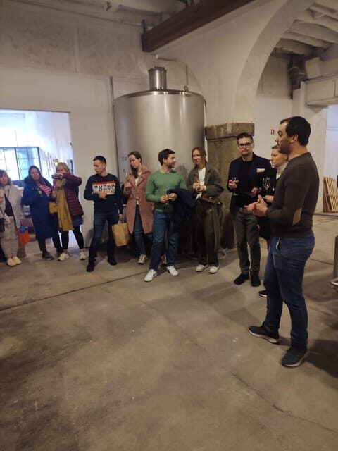 Porto: Port and Douro Wine Walking Tour with 9 Tastings - Vila Nova de Gaia: the Port-cellar walk across from Porto