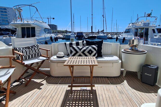 PORTO : Premium Yacht Tour – 6 Bridges & Douro Estuary Reserve - Why This Porto Yacht Hits the Sweet Spot