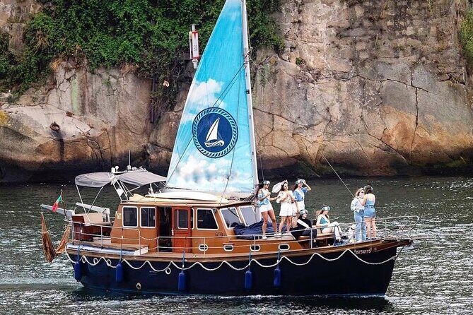 Porto: Private Classic Boat on the River Douro - Practical Tips for a Smooth Sail (and Better Photos)