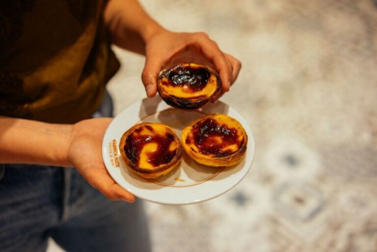 Porto: Private Food Tour – 10 Tastings with Locals - Meeting at Jeronymo Trindade and Getting Oriented Fast
