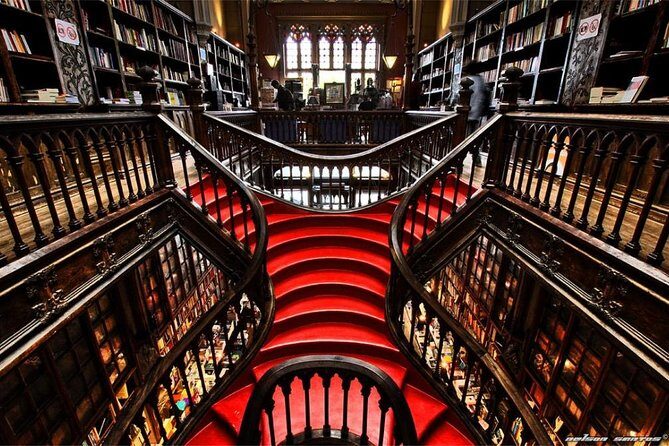 Porto: Private Guided Walking Tour - Porto City Hall start and Livraria Lello finish: plan your route