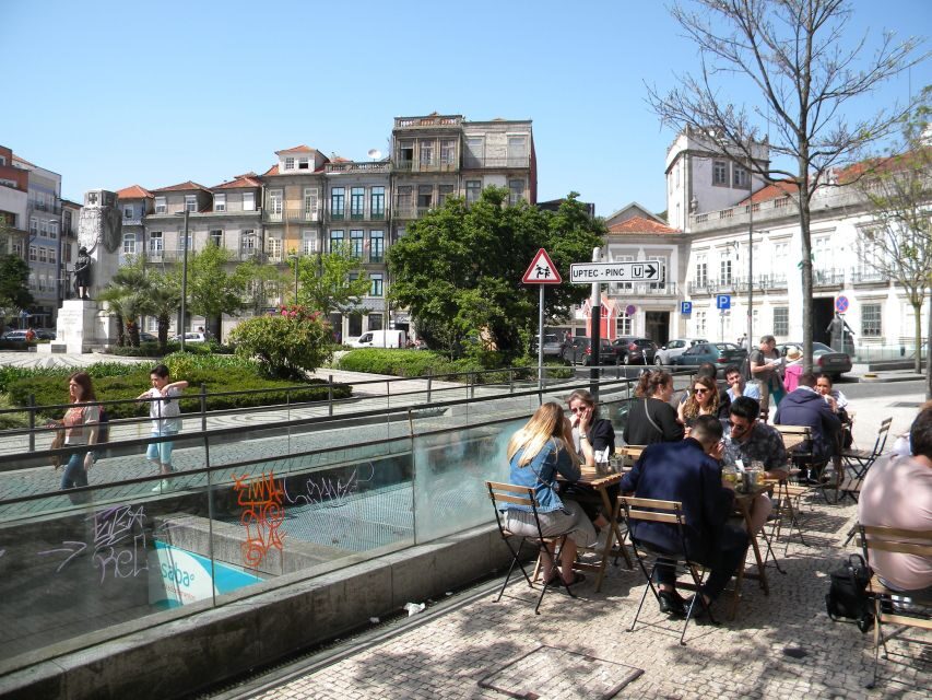 Porto: Private Half-Day as a Local Experience - Private car, real neighborhoods: how this half-day feels