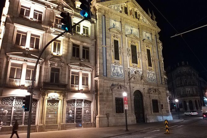 Porto private night Tour, discover the most iconic attractions - From D. Pedro Square to Mercado do Bolhão: Porto’s classic center at night