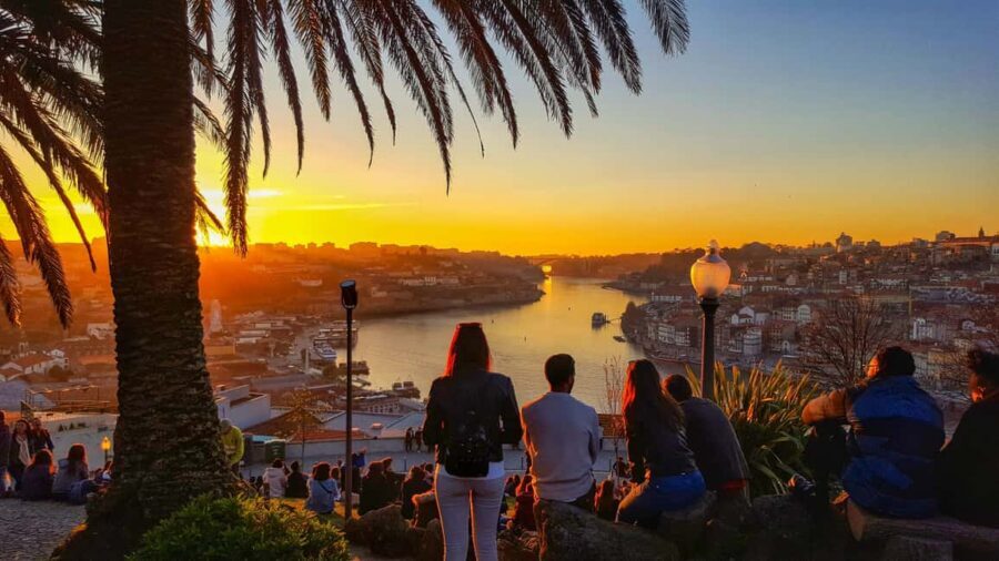 Porto: Private Sunset Walking Tour with Port Wine and Views - What’s included, what’s not, and how to plan your expectations