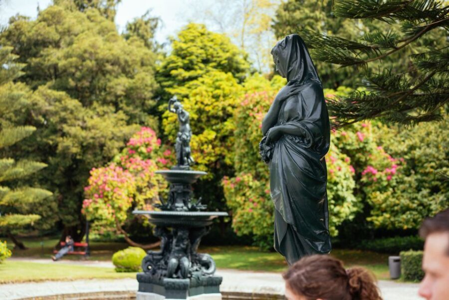 Porto: Private Tour with Locals – Highlights & Hidden Gems - What guides do best here: names worth noting