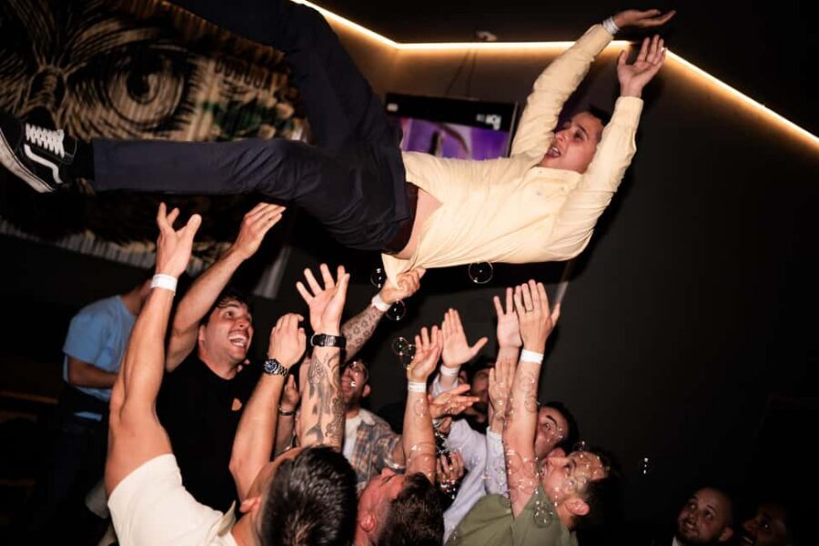 Porto: Pub Crawl with 7 Drinks, Games, and VIP Club Entry - Price and Value: What $20 Actually Buys You