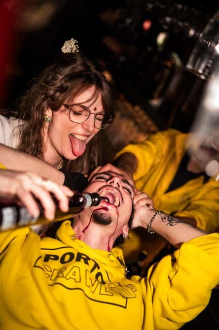 Porto: Pub Crawl with 7 Drinks, Games, and VIP Club Entry - Stop-by-Stop: Largo de Alberto Pimentel, Rua da Galeria de Paris, Rua de Cândido dos Reis
