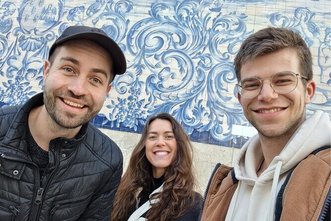 Porto Scavenger Hunt and Sights Self-Guided Tour - Key Highlights at a Glance