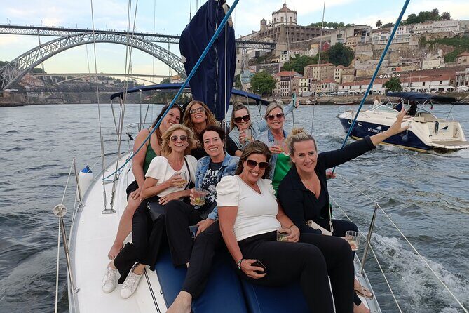 Porto: Single Party on a charming sailboat with welcome drink - Getting to Marina da Afurada in Vila Nova de Gaia (And Why It Matters)
